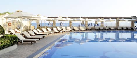 Alberca al aire libre por temporada