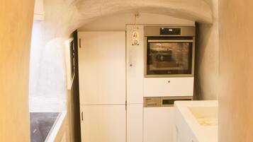 Villa | Private kitchen | Microwave, oven, stovetop, dishwasher