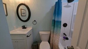 Hair dryer, towels - Ocean Block-1Bedroom, Wii, Sleeps 4,NorthOC (Ocean City)