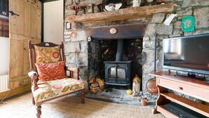 Cottage Tradition, salle de bains privée, vue montagne | Intérieur
