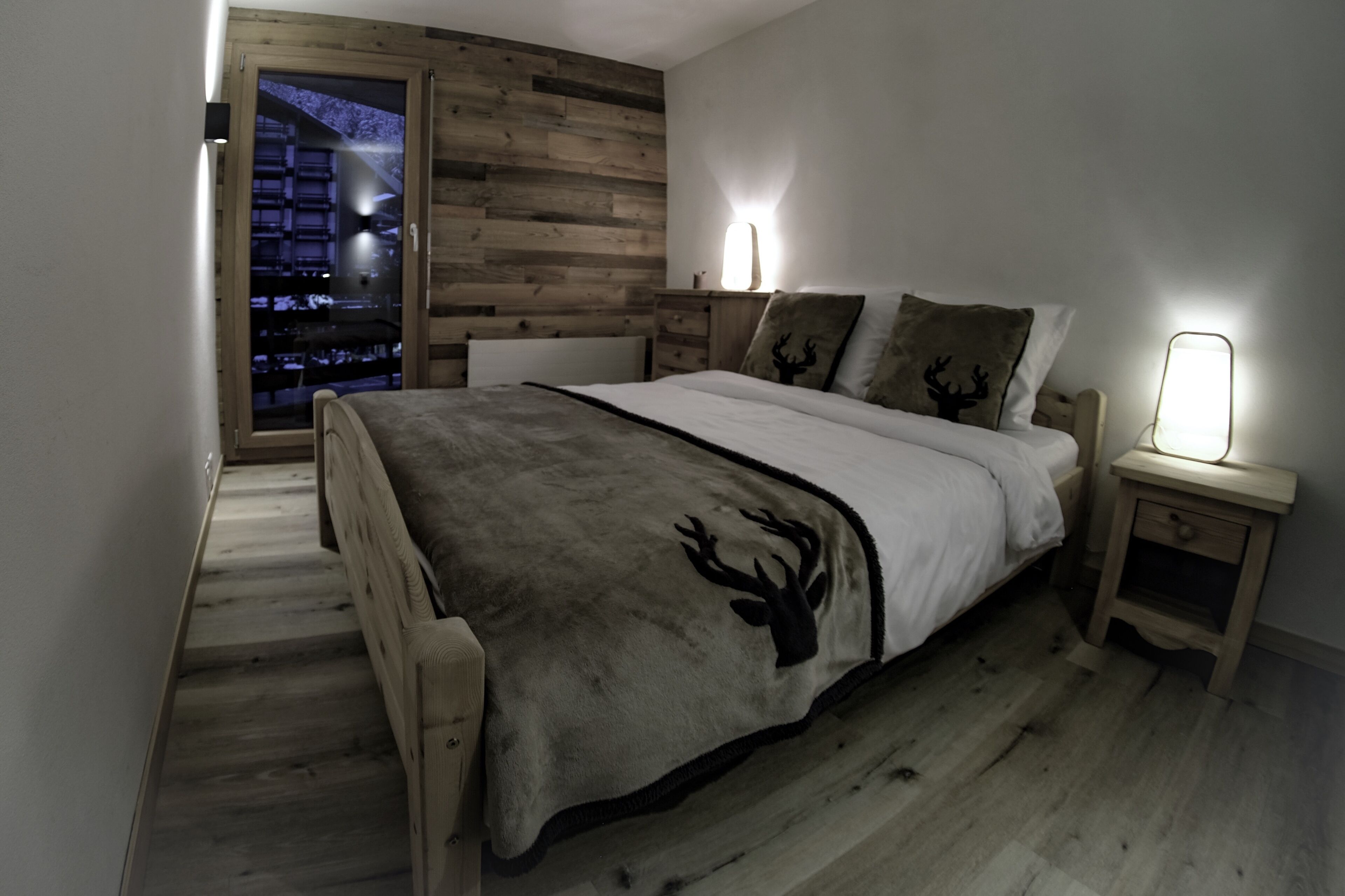 1 slaapkamer, een kluis op de kamer, wifi, beddengoed