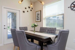 Dining - House with contemporary pool, 5 min from Disney  (Four Corners)