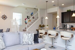 Smart TV - House with contemporary pool, 5 min from Disney  (Four Corners)