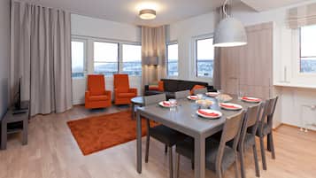 Huoneisto, 3 makuuhuonetta (87m2) | Ruokasali