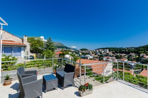 Studio (Apartment Lea - Studio Apartment) | Balcony