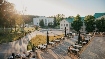 Sun deck