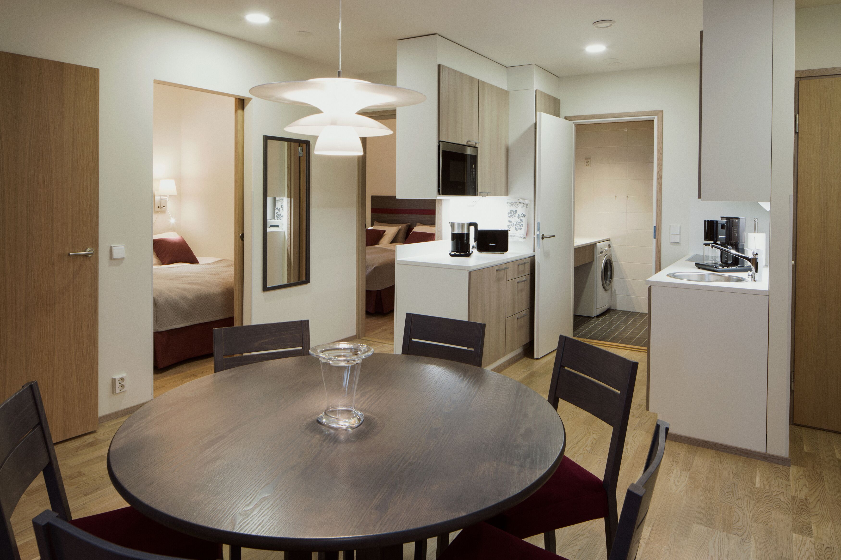 Appartement, 3 chambres, balcon, dans les dépendances | Cuisine privée | Grand réfrigérateur, micro-ondes, four, lave-vaisselle