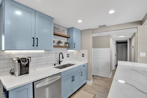 Fridge, microwave, oven, stovetop - Beachfront Condo | Pool, Gym & Tennis Courts (Marco Island)