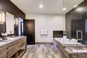 Condo, 4 Bedrooms | Bathroom - Stunning 4 Bedroom Condo Snowcloud Base Of Bachelor Gulch Condo by RedAwning (Avon)