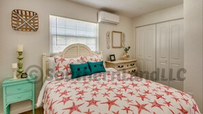 Room - Quiet, clean, quaint #2 (Punta Gorda)