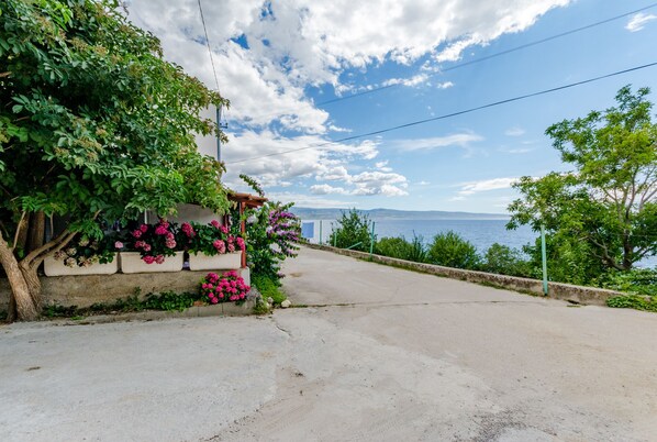 公寓 (Two-Bedroom Apartment with Sea View) | 外觀