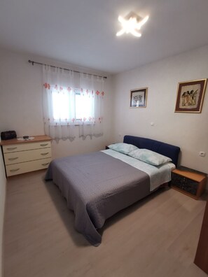 Apartment (Two-Bedroom Apartment with Sea View) | View from room - Apartment Nera (Omis)