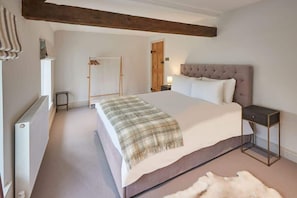 3 bedrooms, iron/ironing board, free WiFi, bed sheets - Host & Stay | The Cobbles (Osmotherley)