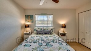 Room - Clean, Quiet, Quaint #3 (Punta Gorda)