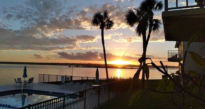 Point Matanzas - Intracoastal Water-Front, Amazing Views, Daytime Dock, Pool