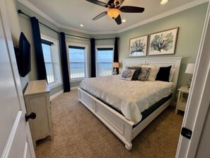 5 室のベッドルーム、インターネットアクセス (無料)、ベッドシーツ