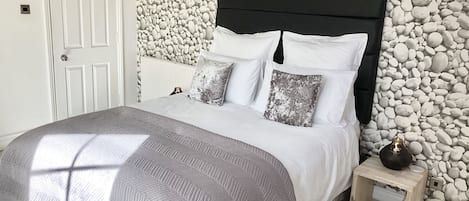 1 dormitorio, tabla de planchar con plancha, wifi gratis y ropa de cama