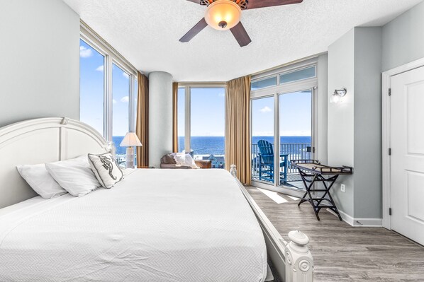 3 bedrooms, iron/ironing board, Internet, bed sheets