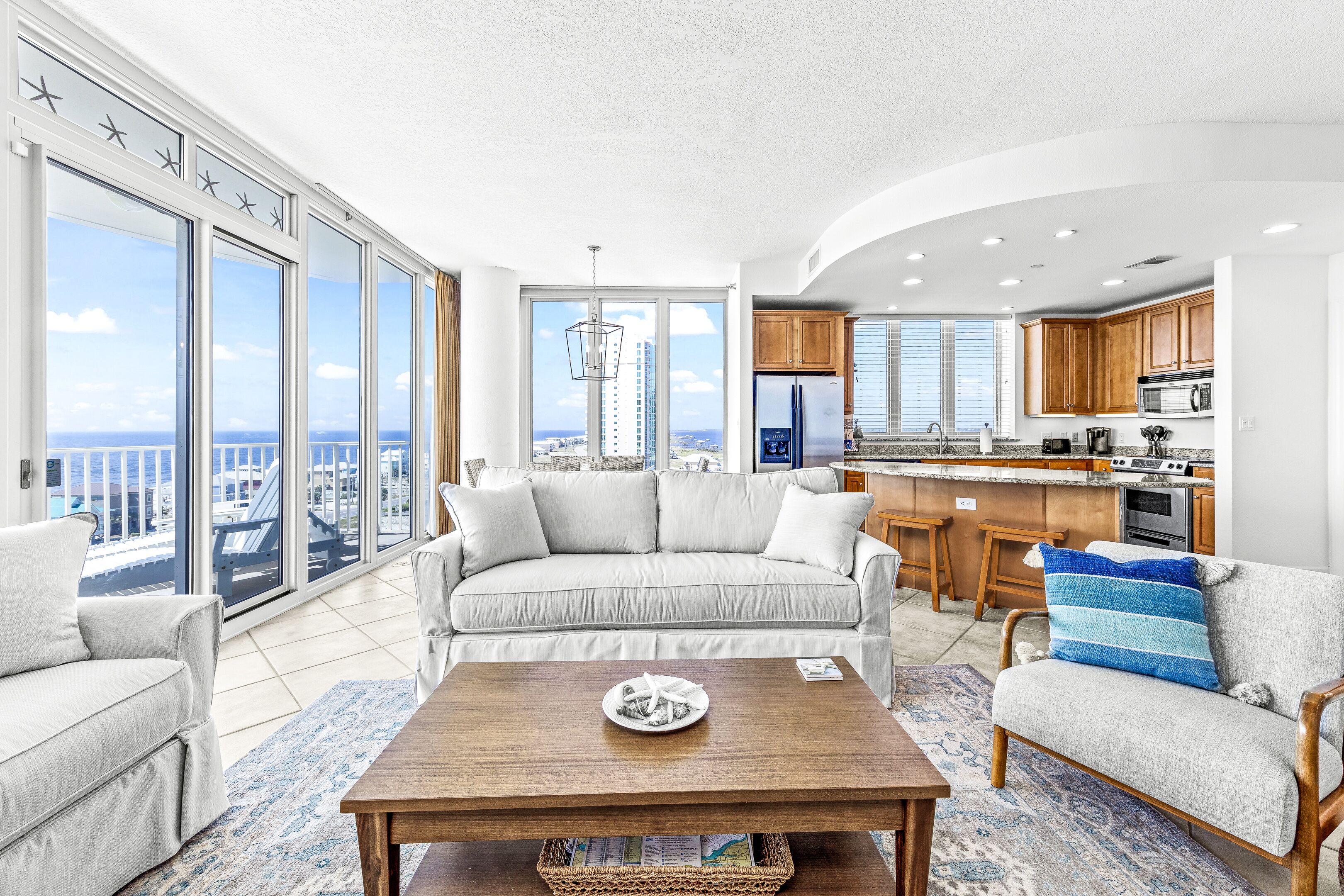 FANTASTIC RATES* BOOK NOW AND SAVE! Lagoon Tower unit 901- 3BR/3BA