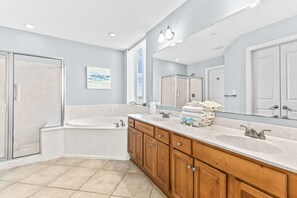 Combined shower/tub