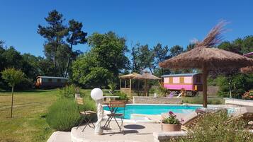 Piscine extérieure, piscine chauffée