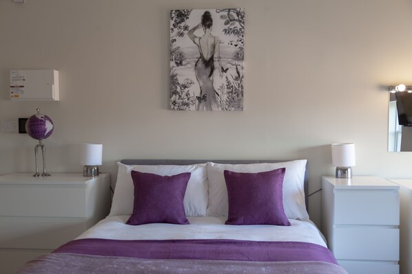 City Studio | Iron/ironing board, travel crib, free WiFi, bed sheets