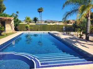Udendørs pool