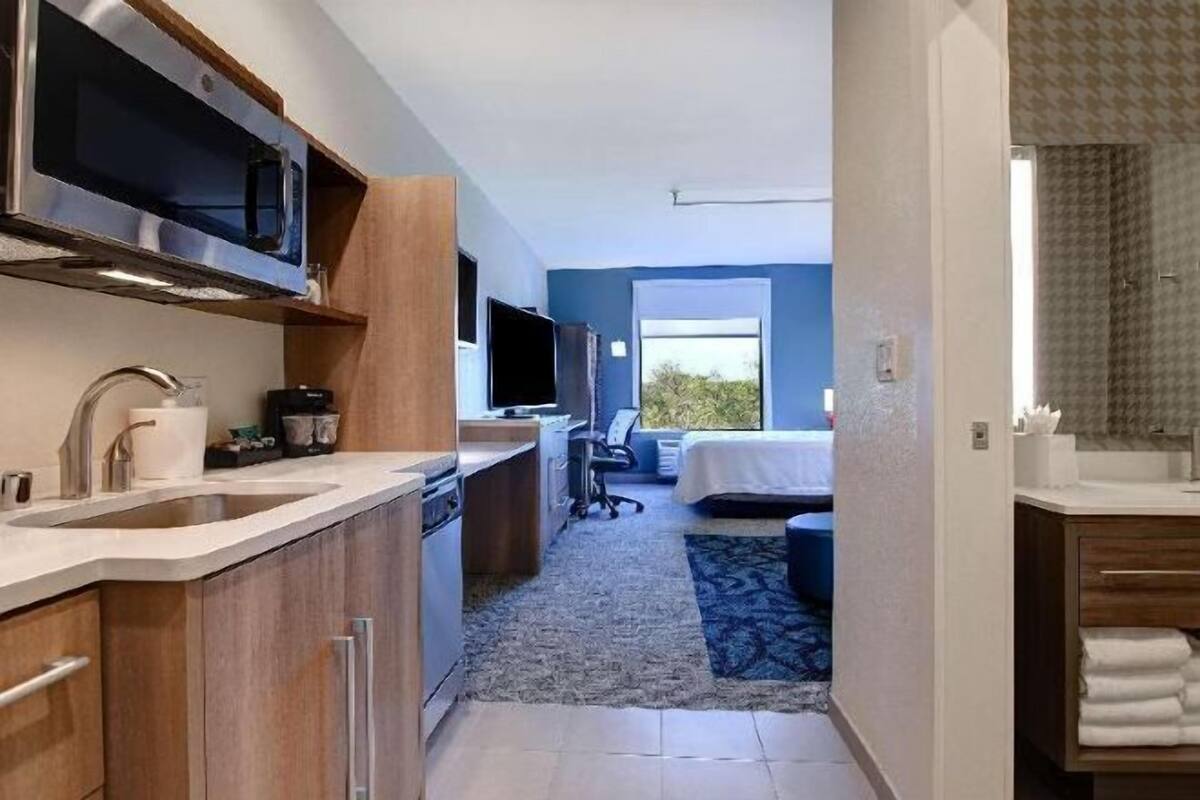 1 bedroom, desk, laptop workspace, blackout curtains