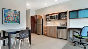 Télévision à écran plat de 52 pouces avec chaßnes par satellite