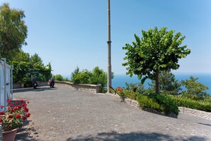 Property grounds - CASA ANGELICA LUXURY VILLA (Priora)