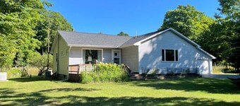 Drummond Island Hotel & Vacation Homes - Inland Retreat