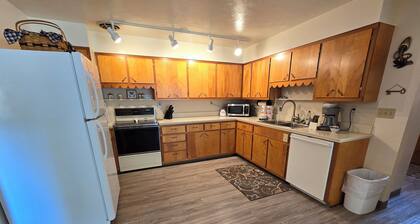 Drummond Island Hotel & Vacation Homes - Inland Retreat