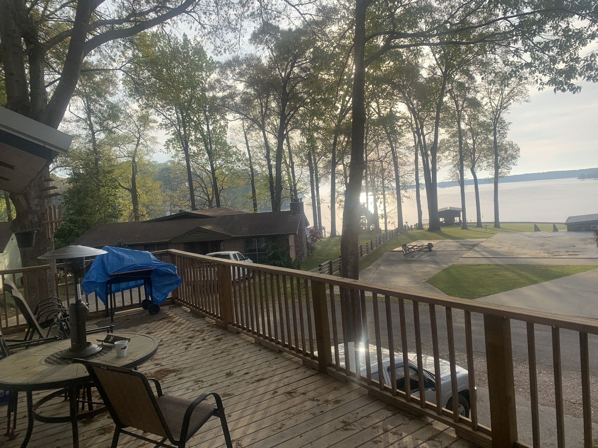 Cozy & Spacious Toledo Bend retreat 