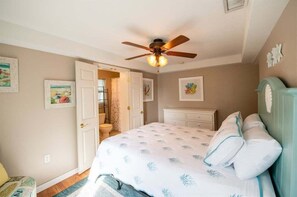 2 habitaciones, tabla de planchar con plancha, wifi y ropa de cama