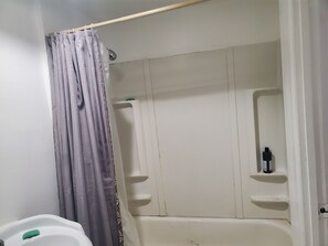 Bathroom - Affordable Vacation home at Baltimore 1 (Baltimore)