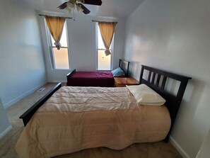 Room - Affordable Vacation home at Baltimore 1 (Baltimore)