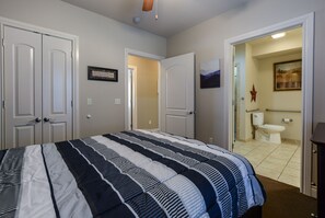 4 Schlafzimmer, Bügeleisen/Bügelbrett, kostenloses WLAN, Bettwäsche