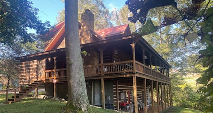 Lake View Lodge - Beautiful Year Round View of Center Hill Lake and Marina