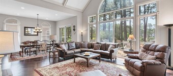 Spacious and Luxurious 4BR Cottage (WITH X2 DOUBLE BEDS IN EACH BEDROOM) Located on Pinehurst National No. 9