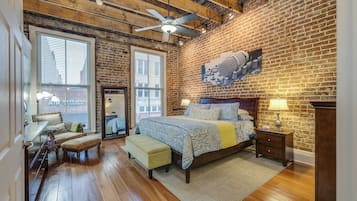 2 Schlafzimmer, Schreibtisch, Bügeleisen/Bügelbrett, kostenloses WLAN