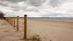 Nær stranden