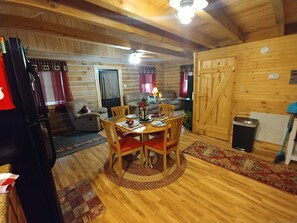 Interior - Cardinal Cabin with Hot tub, WIFI, Dish, park pass (Birdseye)