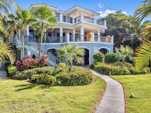 House (Seas the Day) | Property grounds - Seas the Day (Captiva)