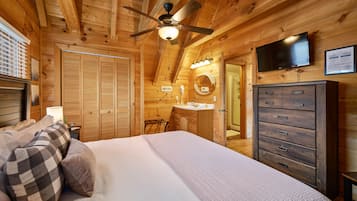 4 habitaciones, escritorio, tabla de planchar con plancha y wifi