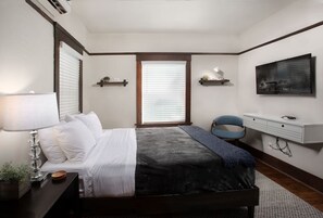 1 bedroom, desk, iron/ironing board, travel cot