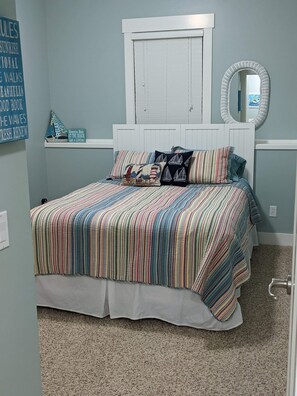 4 bedrooms, iron/ironing board, travel cot, free WiFi