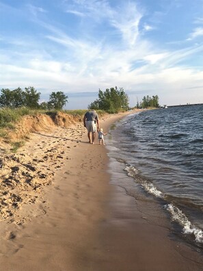 Una spiaggia nelle vicinanze