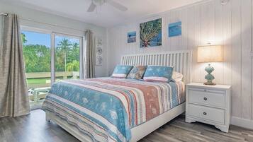 Condo (Spanish Cay B4) | 2 bedrooms, desk, free WiFi