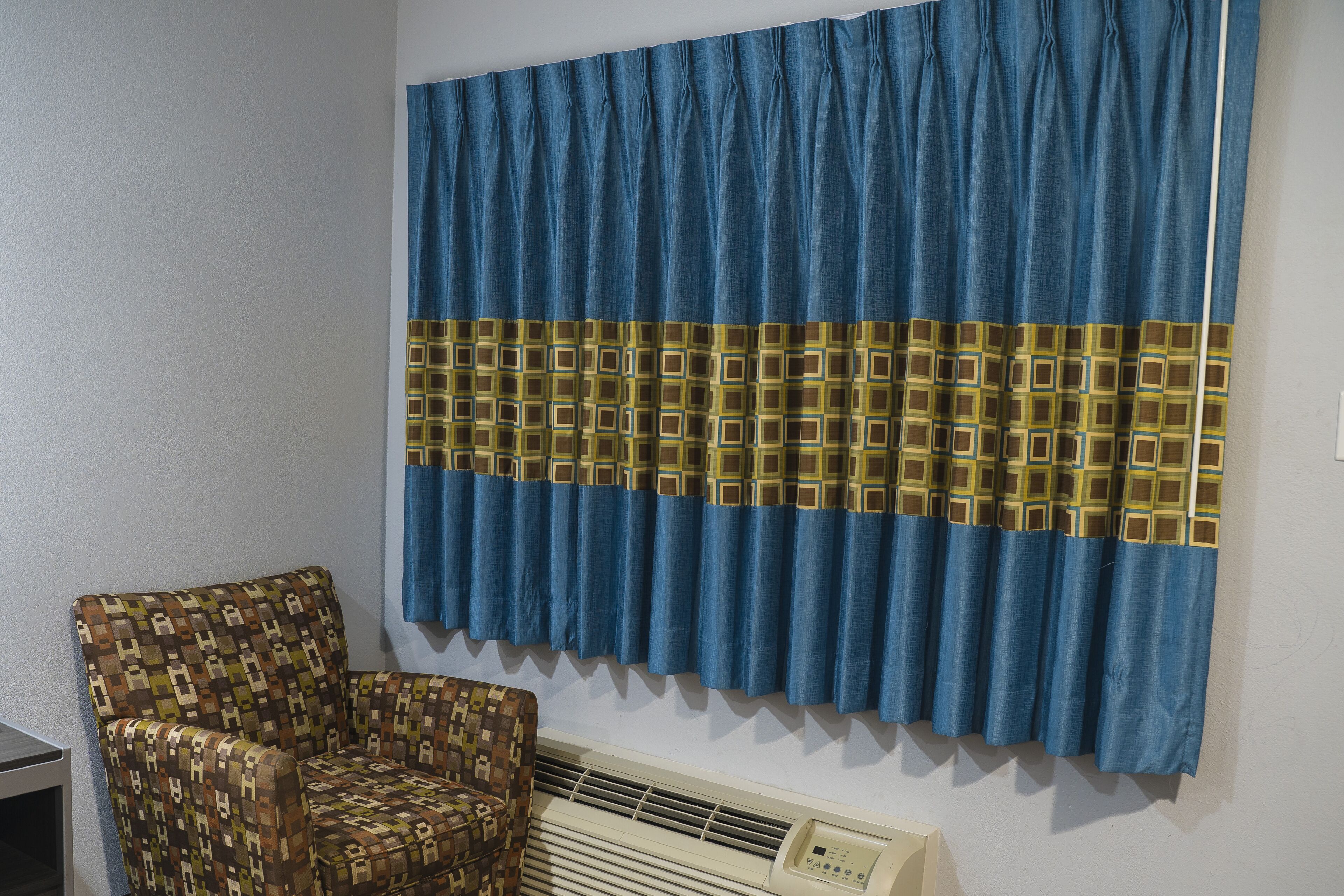 Einzelzimmer | Kostenloses WLAN, Bettwäsche