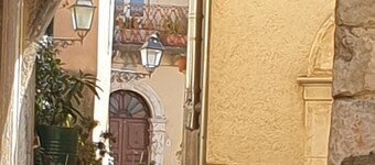 Snow White Chalet. In the heart of the national park of abruzzo, lazio and molise.